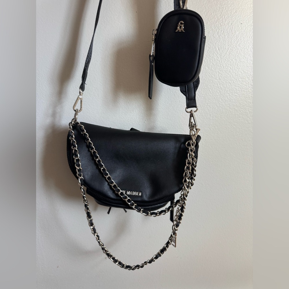 Steve Madden Black Crossbody Bag with Chain Accents - Picture 8 of 11